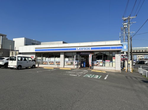 コンビニ　ローソン　四日市八田店（コンビニ）まで438m