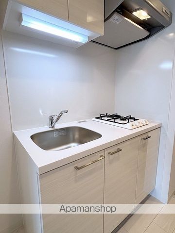 地下鉄中央線 九条駅 徒歩3分 12階建 築1年のキッチン写真