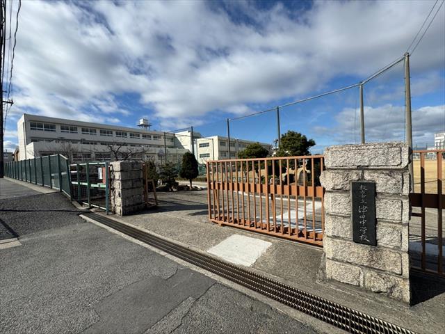 中学校　津田中学校（中学校）まで1000m