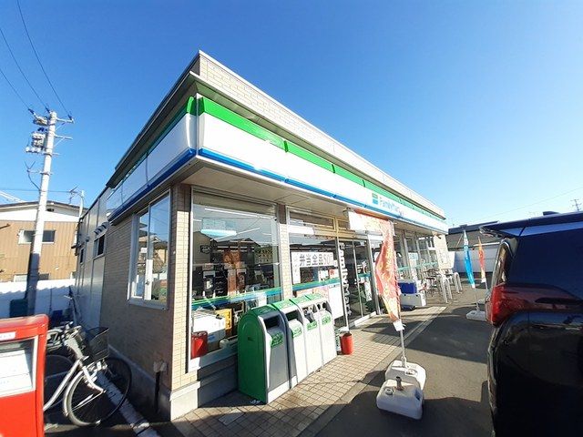 コンビニ　ファミリーマート仙台栄一丁目店（コンビニ）まで462m