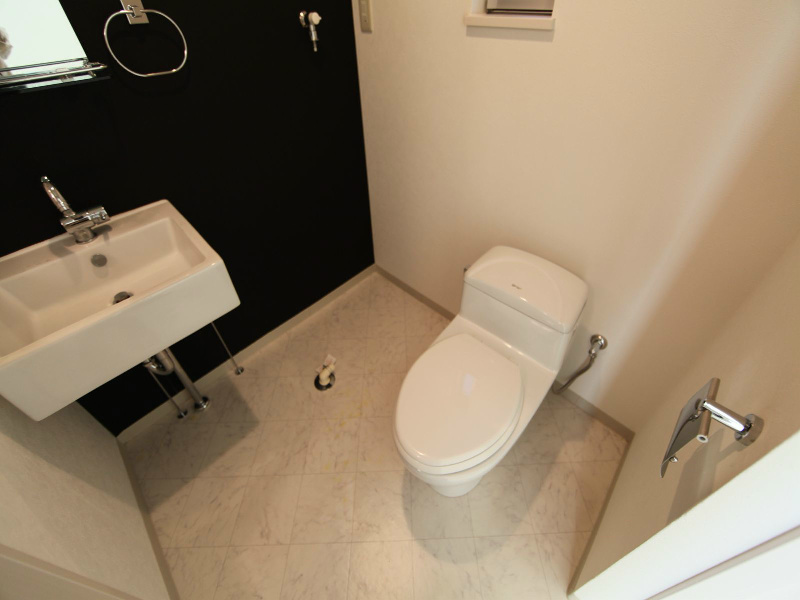 トイレ　トイレ（お風呂トイレ別）