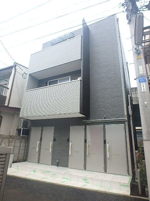 建物外観　★重厚感のあるマンション★