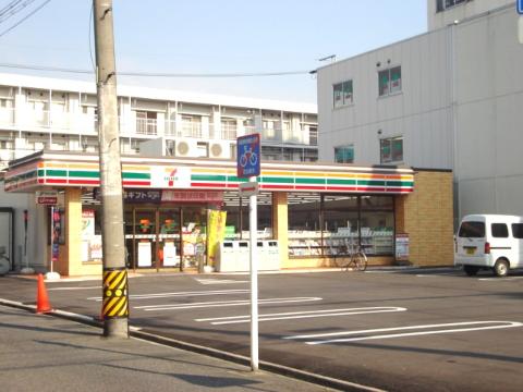 その他　セブンイレブン名古屋若葉通2丁目店（その他）まで453m