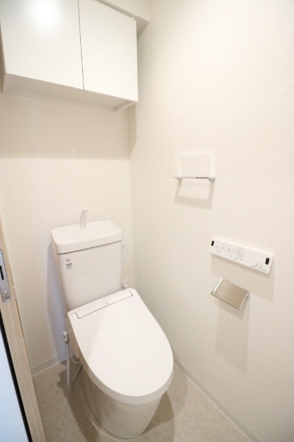 トイレ　※別部屋の写真となります。