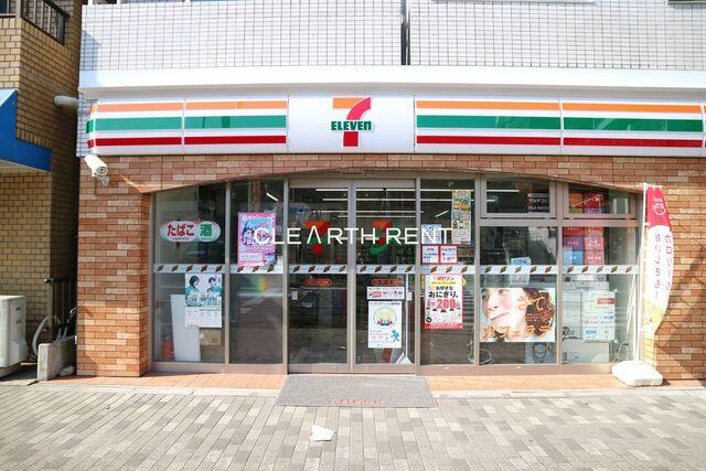 コンビニ　セブンイレブン港区三田5丁目店（コンビニ）まで431m