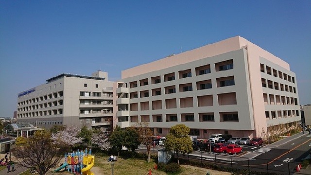 病院　地方独立行政法人大阪府立病院機構大阪急性期・総合医療センター（病院）まで1057m