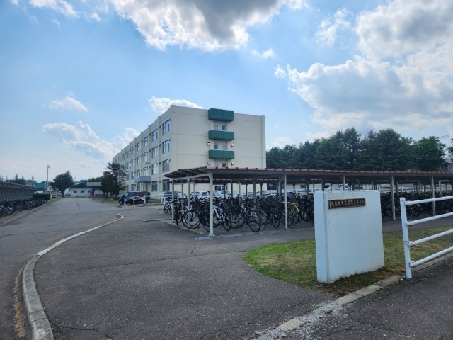 高校・高専　北海道帯広緑陽高校（高校・高専）まで2042m