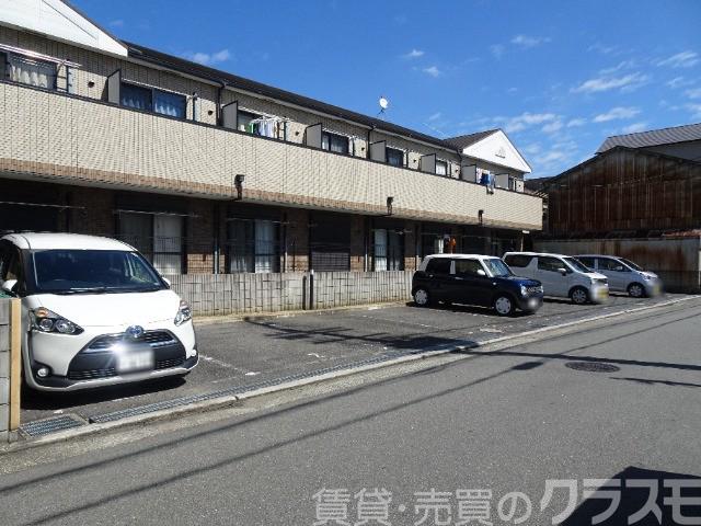 駐車場　敷地内駐車場