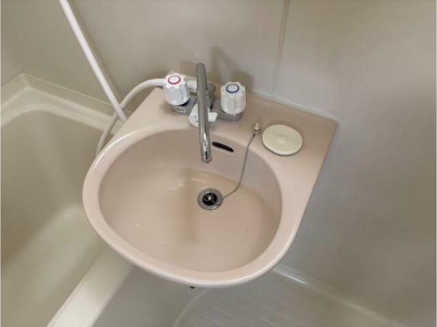 洗面設備　同仕様