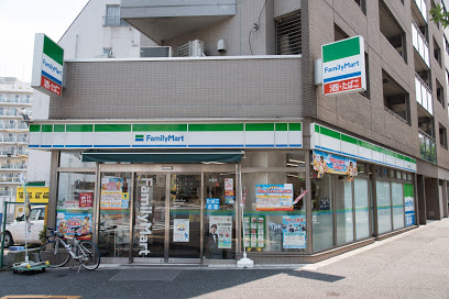 コンビニ　ファミリーマート 大塚空蝉橋店（コンビニ）まで270m