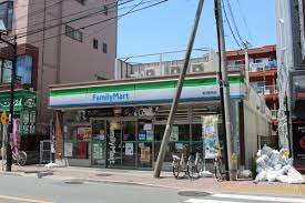 コンビニ　ファミリーマート 蓮沼駅西店（コンビニ）まで323m