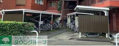 駐車場　庭