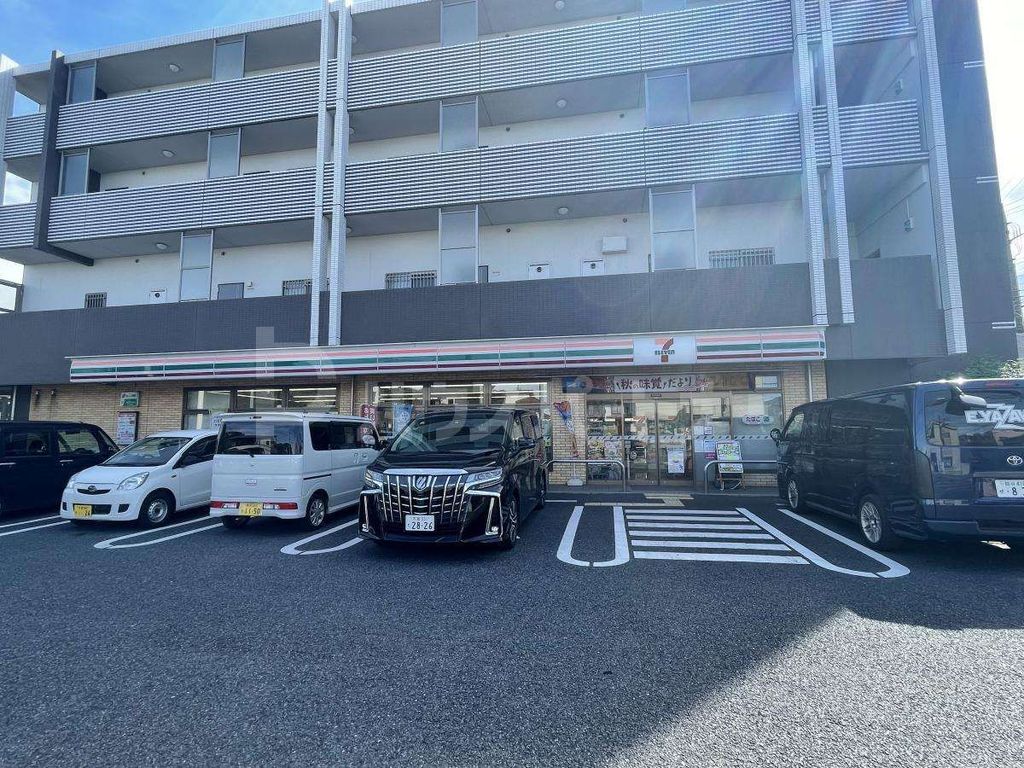 コンビニ　セブンイレブンさいたま植竹町1丁目店（コンビニ）まで220m
