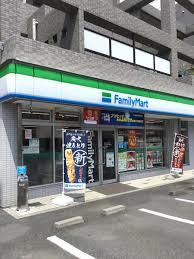 コンビニ　ファミリーマート大宮三橋中央通り店（コンビニ）まで508m