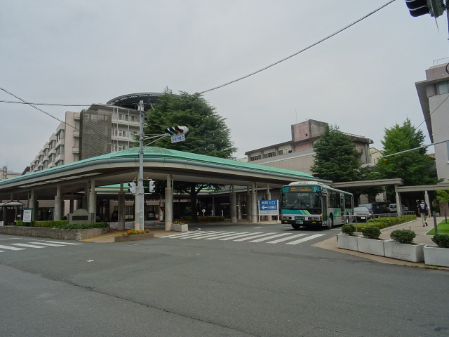 病院　聖隷予防検診センター健診看護課（病院）まで881m