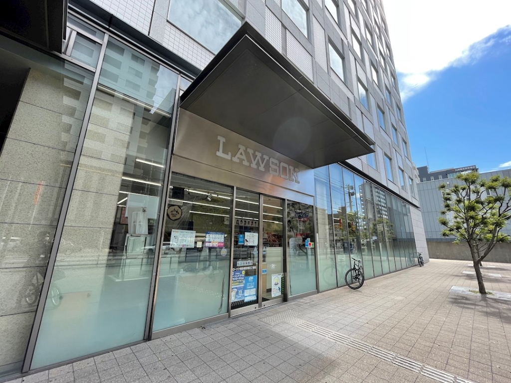 コンビニ　ローソン 博多東比恵三丁目店（コンビニ）まで438m