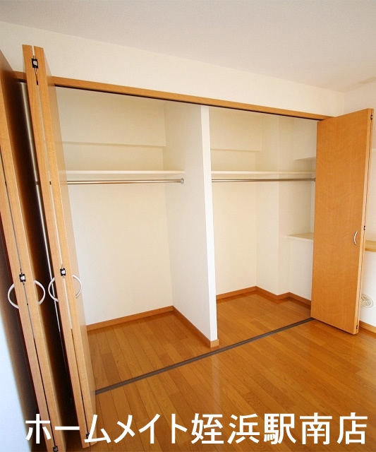 収納　★壁一面の収納力です♪★参考写真