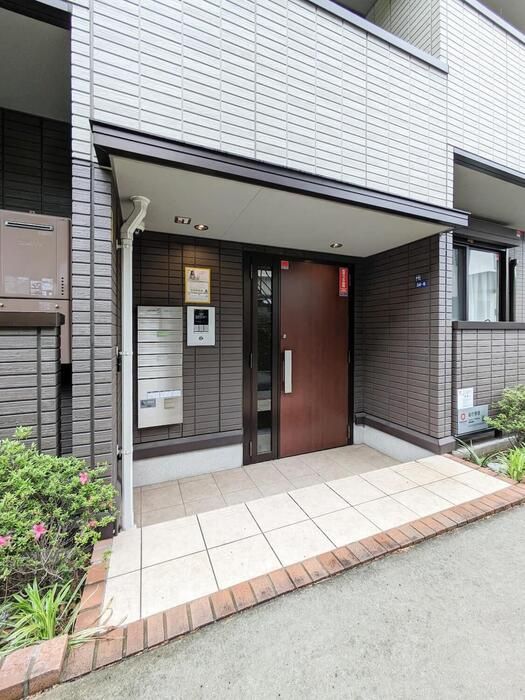 エントランス　毎日通るエントランス♪