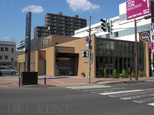 銀行　空知信用金庫琴似支店（銀行）まで523m