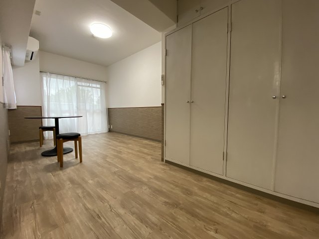 シャンティ河原町の居間写真