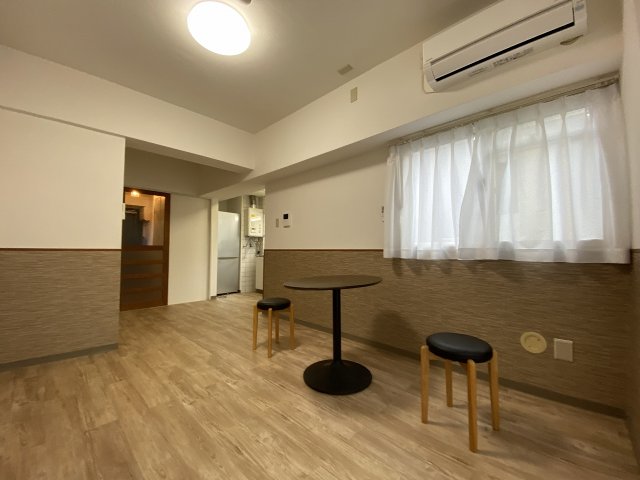 シャンティ河原町の居間写真