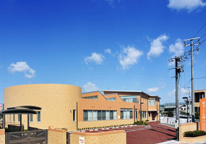 幼稚園・保育園　認定こども園就実こども園就実大学・短期大学附属幼稚園（幼稚園・保育園）まで1460m