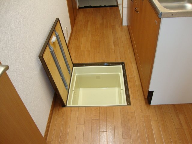 その他設備　床下収納