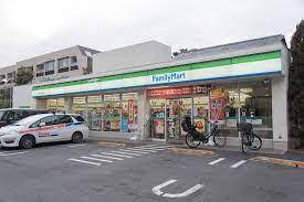 コンビニ　ファミリーマート246世田谷桜新町店（コンビニ）まで545m