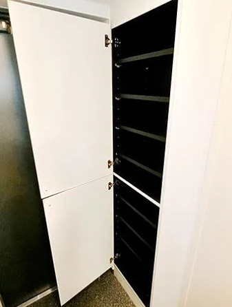 玄関　別部屋の画像を使用しております。