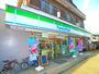 コンビニ　ファミリーマート（コンビニ）まで108m