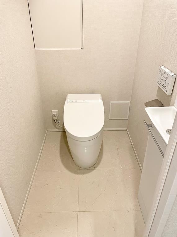 トイレ　別部屋参考写真