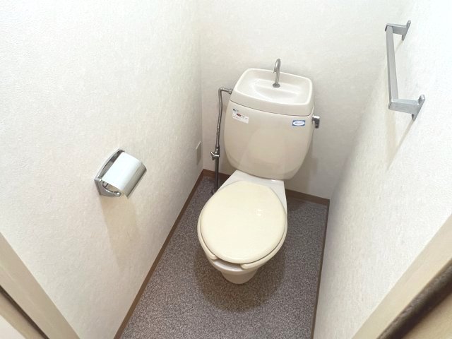 フレグランス御影のトイレ写真