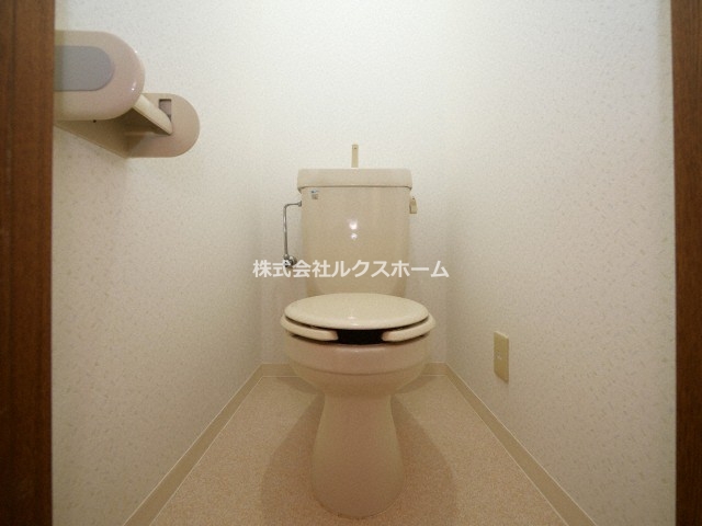 トイレ　トイレもきれいです