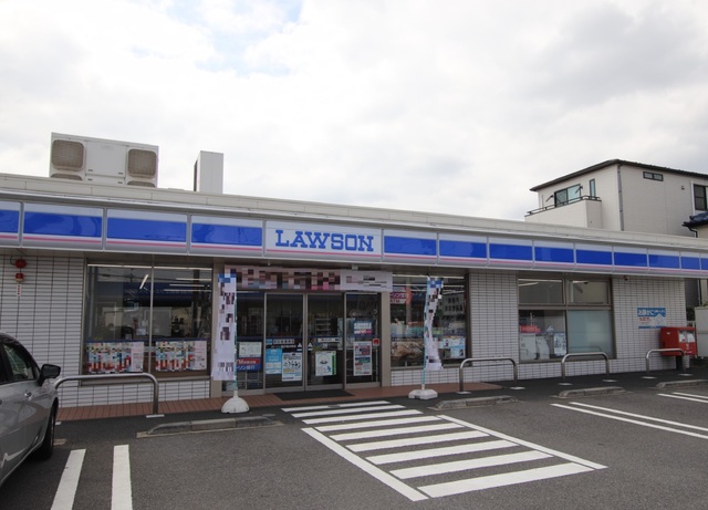 コンビニ　ローソン　藤沢亀井野店（コンビニ）まで230m
