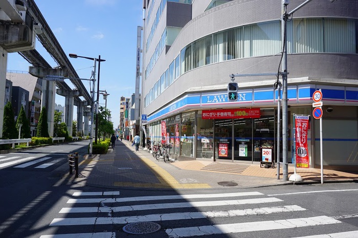 コンビニ　ローソン　立川南口大通店（コンビニ）まで644m