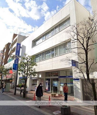 銀行　（株）みずほ銀行／烏山支店（銀行）まで334m