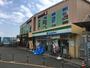 コンビニ　ファミリーマート片瀬江ノ島駅前店（コンビニ）まで340m