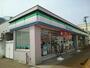 コンビニ　ファミリーマート燕井土巻店（コンビニ）まで350m