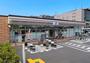 コンビニ　セブンイレブン茨木鮎川1丁目店（コンビニ）まで682m