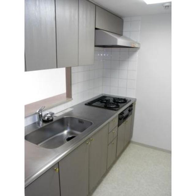 キッチン　※写真は同タイプ住戸です。