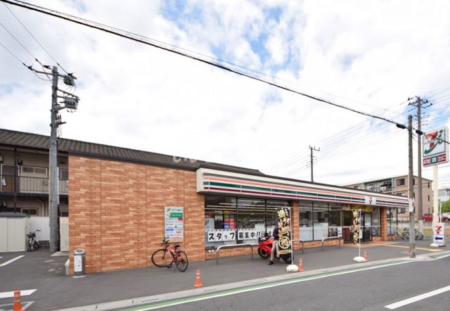 コンビニ　セブンイレブン 北越谷3丁目店（コンビニ）まで495m