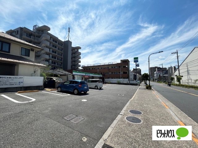 コンビニ　ファミリーマート加平インター店（コンビニ）まで362m