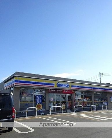 コンビニ　ミニストップ（コンビニ）まで606m