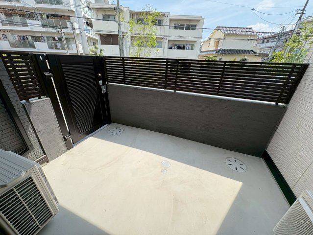 バルコニー　※建築中の為、実際のお部屋と仕様が異なるケースがございます。
