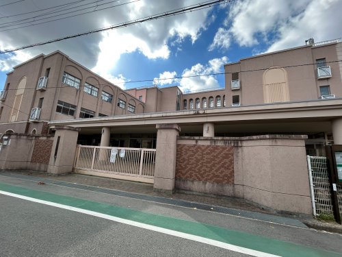 小学校　宝塚市立仁川小学校（小学校）まで585m
