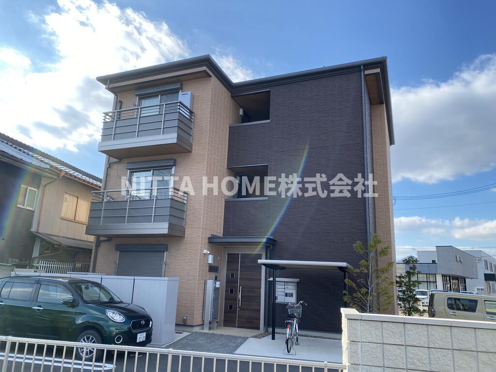 建物外観　築浅物件◇ＩＨヒーター、広いお風呂、エアコン完備！！