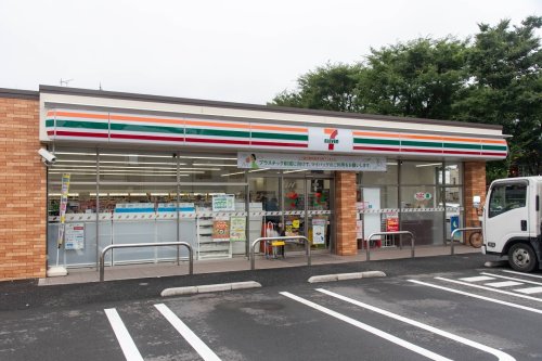 コンビニ　セブンイレブン 練馬関町南2丁目店（コンビニ）まで366m