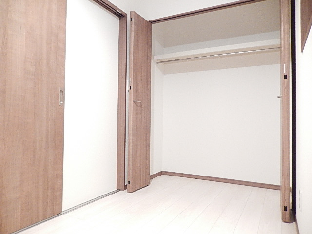 収納　同シリーズの画像参照