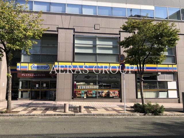 コンビニ　ミニストップ よこはま吉田町店（コンビニ）まで243m