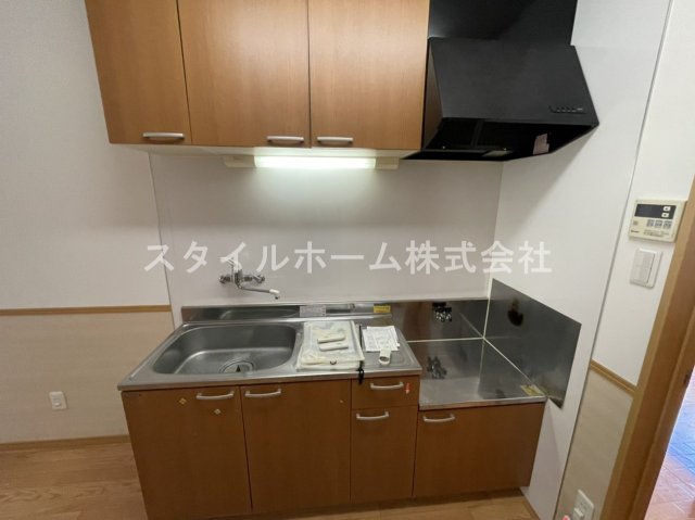 キッチン　別部屋写真です。